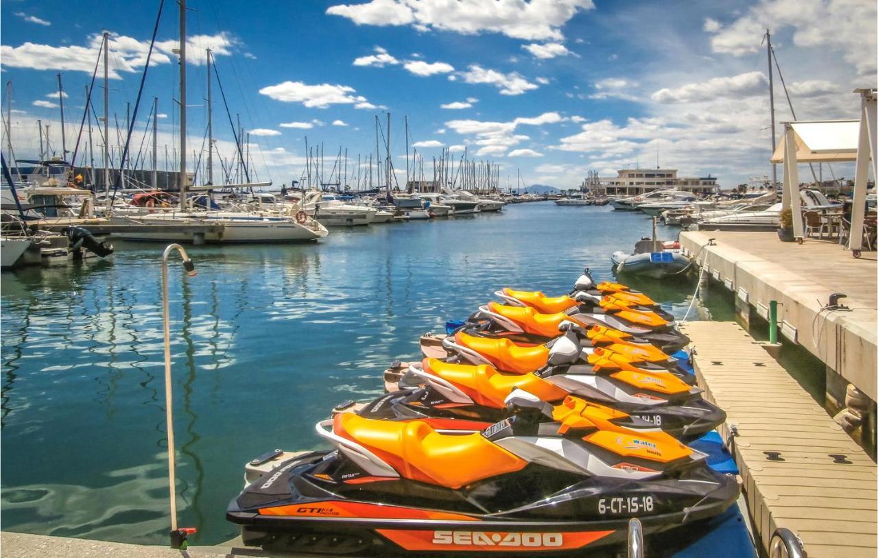Lovely Apartment In Santa Pola With Wifi Bagian luar foto