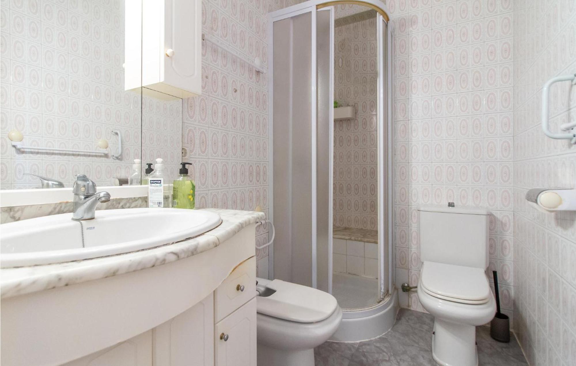 Lovely Apartment In Santa Pola With Wifi Bagian luar foto