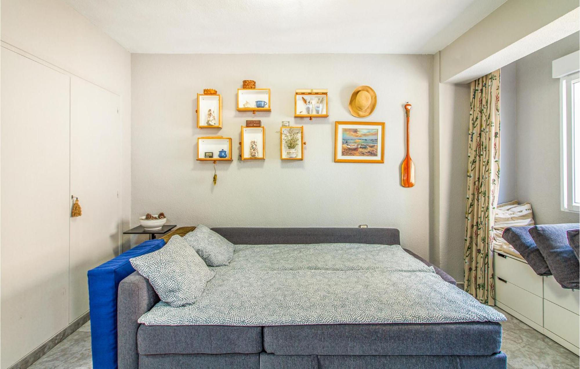 Lovely Apartment In Santa Pola With Wifi Bagian luar foto